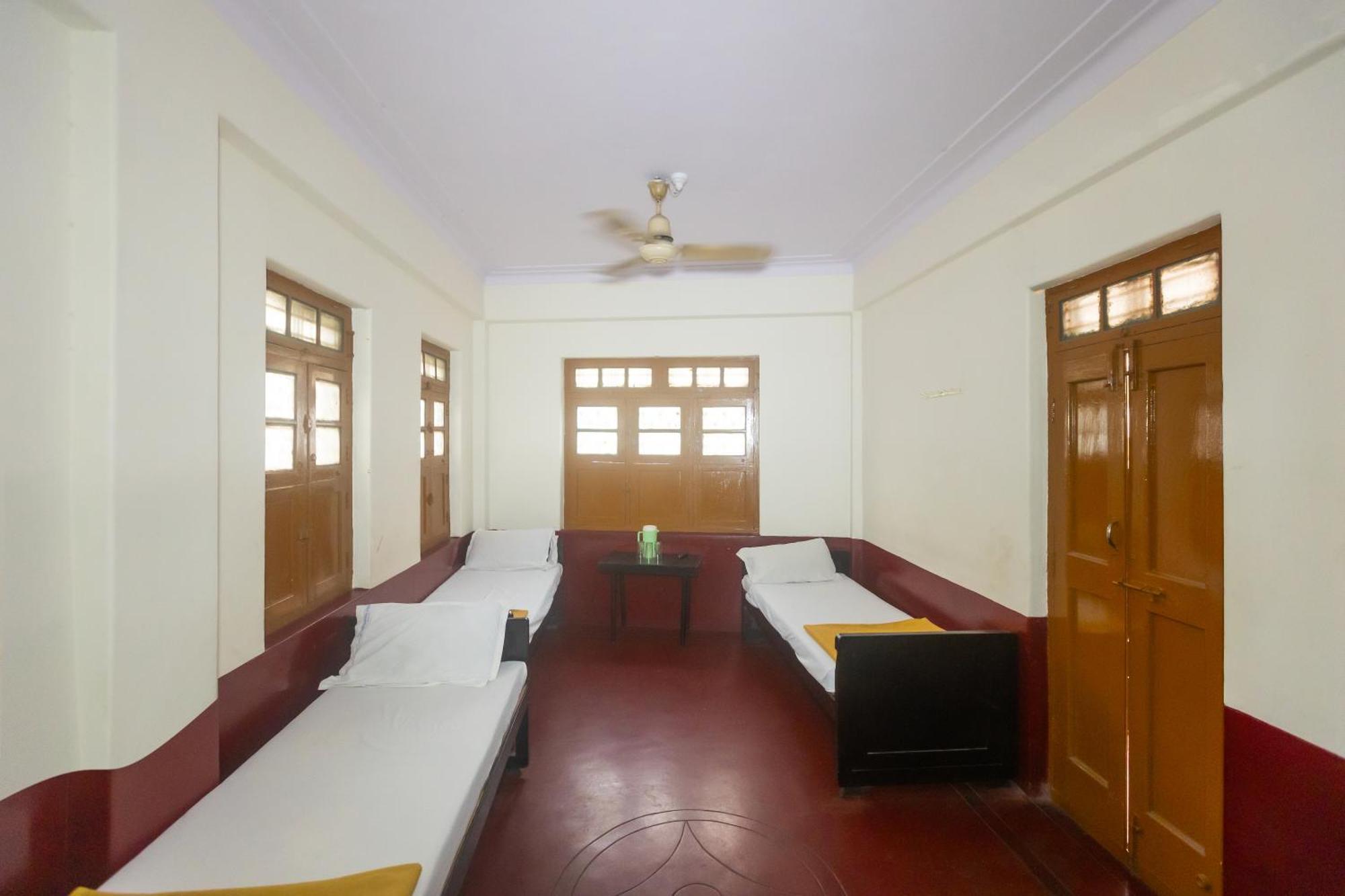 Sri Ramakrishna Hotel Bangalore Eksteriør bilde